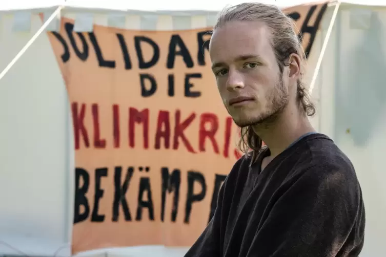 Biologiestudent Simon ist einer der Berliner Hungerstreikenden, von denen die meisten um die 20 Jahre alt sind. 
