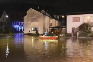  Die Feuerwehren in Thaleischweiler-Fröschen und Rieschweiler-Mühlbach bekommen Motorboote – „für Katastrophen, von denen wir ho