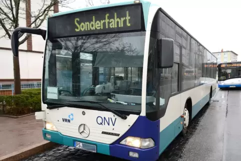 QNV-Busse haben in Westheim eine Ersatzhaltestelle. 