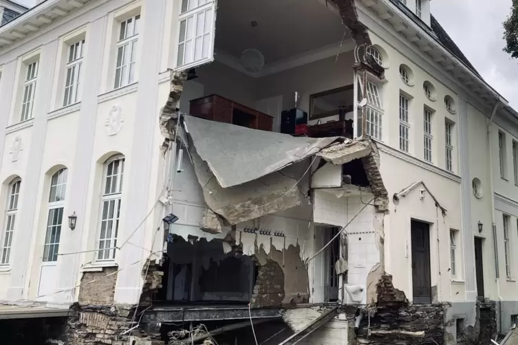 Ein zerstörtes Haus in Bad Neuenahr. 
