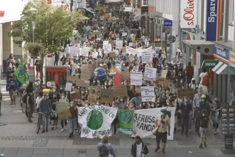 Der „FFF“-Demozug in Kaiserslautern. 