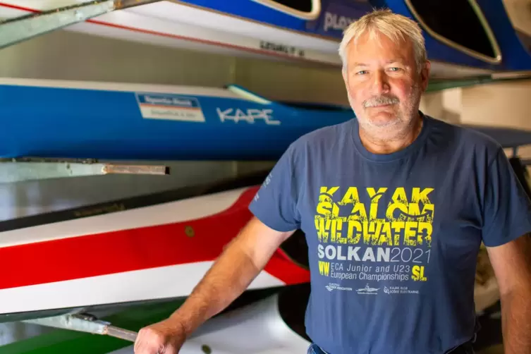 „Es ist der Sport meines Lebens“, sagt Berthold Barthel über Kanusport. Seit 1972 ist er beim Ludwigshafener Kanu-Club aktiv. 