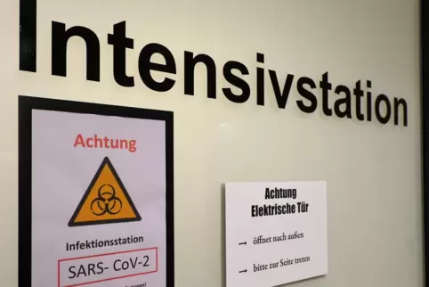 Die Stadtklinik hat viele Betten für Covid-19-Kranke freigehalten. Mit Abflauen der Pandemie sind aber die Patientenzahlen noch Die Stadtklinik hat viele Betten für Covid-19-Kranke freigehalten. Mit Abflauen der Pandemie sind aber die Patientenzahlen noch