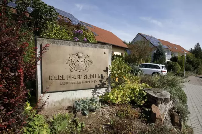 In den fünfziger Jahren wurde die Karl-Pfaff-Siedlung für Mitarbeiter der bekannten Nähmaschinenfabrik gebaut.