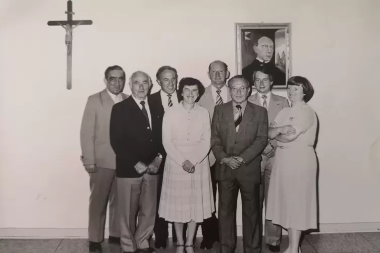 Der Vorstand der Kolpingfamilie in deren Anfangstagen: (von links) Franz Lepold, Ludwig Gemind, Hubert Gäng, Hedwig Derst, Willi