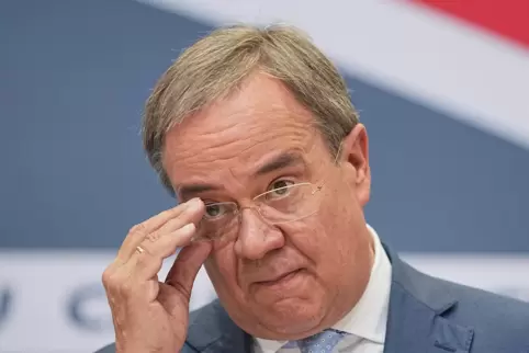 Klug oder unpassend? Will für Gespräche zu einer möglichen Jamaika-Koalition mit Grünen und FDP zur Verfügung stehen: Unions-Kan