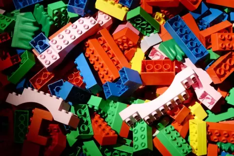 Kaum ein Haushalt mit Kindern oder Enkeln ohne sie: Lego-Steine.