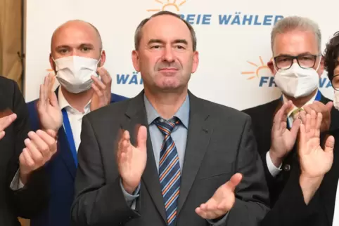 Beifall bekam Hubert Aiwanger für seinen Twitter-Beitrag selbst von vielen Parteimitgliedern nicht. 