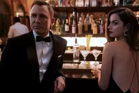 Der ikonische Martini darf natürlich auch im aktuellsten Bond-Streifen, „Keine Zeit zu sterben“, nicht fehlen.