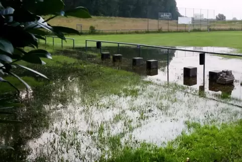 Steht das Wasser bis zum Hals: FV Heiligenstein.