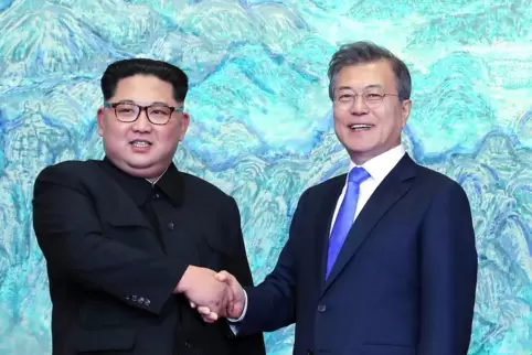 2018 traf sich Nordkoreas Machthaber Kim Jong Un noch persönlich mit Südkoreas Präsidenten Moon Jae In.