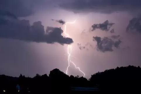 Heftige Gewitter mit Starkregen wird es im Zuge des Klimawandels immer häufiger geben. 