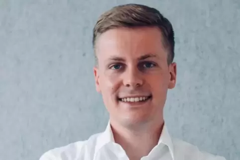 Der Ludwigshafener ist 29 Jahre alt und promovierter Wirtschaftsingenieur. 