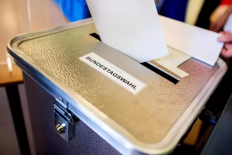Knapp zwei Wochen nach der Bundestagswahl will der Landeswahlausschuss am Freitag das endgültige Ergebnis für Rheinland-Pfalz fe