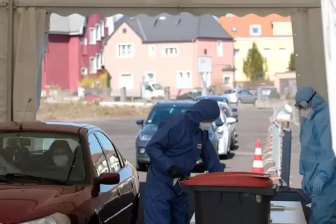 Das Corona-Testzentrum für den Saarpfalz-Kreis auf dem früheren DSD-Gelände bleibt in Betrieb. Ab 11. Oktober werden hier jedoch