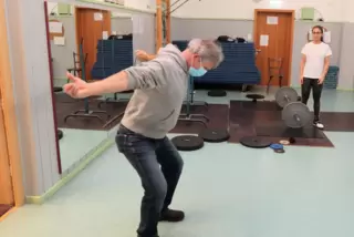 Lange konnte nur trainiert werden, jetzt steht endlich ein Wettkampf an. Auf dem Foto trainiert Sinem Tas mit Trainer John Attil