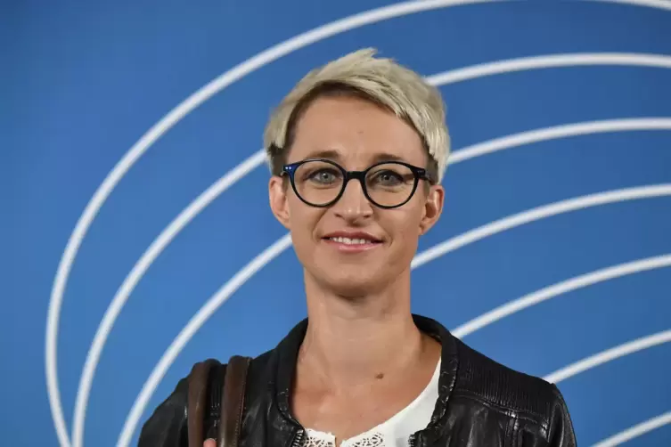 Nadine Sch&ouml;n