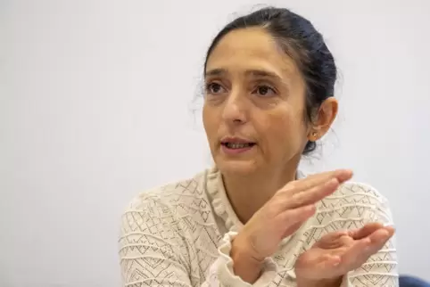 Yasemin Kaynak beantwortet am Mittwoch in der RHEINPFALZ-Sprechstunde Fragen der Anrufer zu Bandscheibenproblemen. 