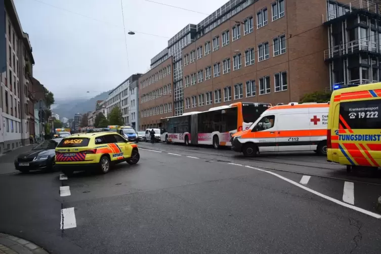 Unfall mit Bus in Heidelberg. 