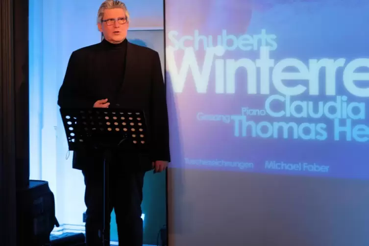 Kommt am Sonntag mit Klavierbegleitung in die Martin Luther-Kirche: Bassbariton Thomas Herberich. 