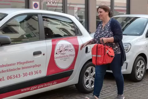 Die ersten Patienten warten bereits auf Elke Göhring, deren Pflegedienst am Freitag startet.