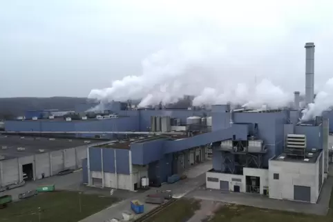 Der Ausbau der Papierfabrik schreitet weiter voran.
