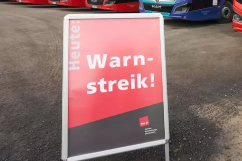 Die Busfahrer der DB Regio sind am Freitag wieder in den Streik getreten. 