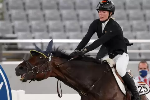 Verstörende Bilder: Annika Schleu und das Pferd Saint Boy in Tokio.