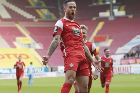 Der FCK feiert den vierten Sieg in Folge.