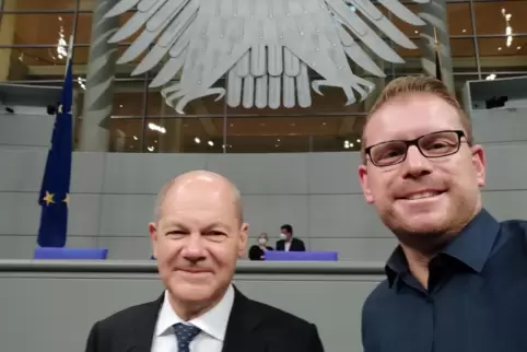  Selfie mit Olaf Scholz: Christian Schreider (SPD).