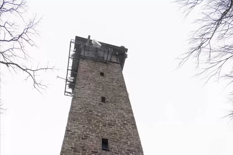 Der Potzbergturm ist seit 2017 für die Öffentlichkeit gesperrt. 