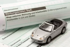 Beruflich veranlasste Fahrten und Fahrten zwischen Wohn- und Dienstort können steuerlich geltend gemacht werden. Beruflich veranlasste Fahrten und Fahrten zwischen Wohn- und Dienstort können steuerlich geltend gemacht werden.