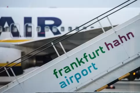 Der Flughafen Frankfurt-Hahn ist ein ehemaliger US-Militärflugplatz. 