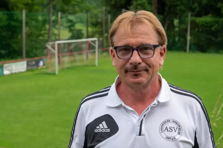Andreas Fischer, Vereinschef des ASV Langweiler/Merzweiler will mit seinem Team in die A-Klasse. 