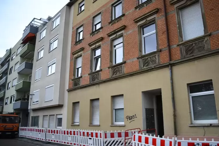 Tatort Gaußstraße: In der Wohnung eines Mehrfamilienhauses ist die Leiche entdeckt worden. 