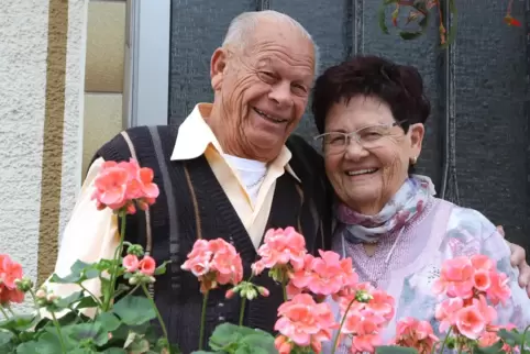 Gehen seit 65 Jahren gemeinsam durchs Leben: Rudolf und Gisela Gabriel. 