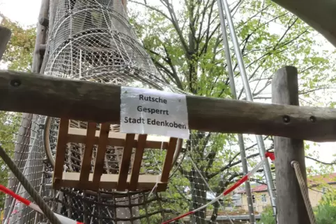 Der Nestturm auf der Alla-Hopp-Anlage ist bereits seit einem Jahr gesperrt. Der Nestturm auf der Alla-Hopp-Anlage ist bereits seit einem Jahr gesperrt.