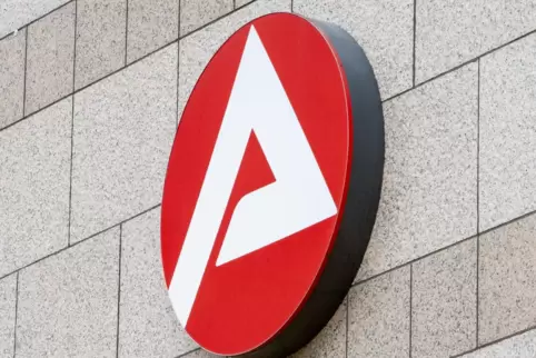 Von 15. bis 19. November bietet die Agentur für Arbeit Kaiserslautern täglich einen Online-Vortrag rund um den (Wieder-)Einstieg