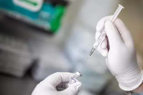 Impfungen gehören zu den wirksamsten präventiven Maßnahmen, die in der Medizin zur Verfügung stehen, um sich vor einer anstecken