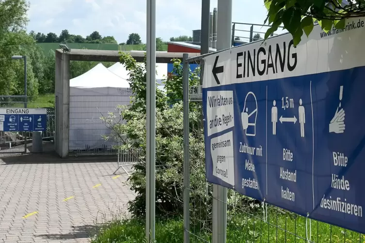Zun&auml;chst am Schillerhain von Mitarbeitern des Kibo-Bades betrieben, zog das Testzentrum in Kibo sp&auml;ter direkt ans Hallenbad um. 