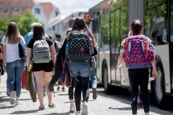 Eltern haben Druck gemacht: Im Schülerverkehr muss sich aus ihrer Sicht einiges ändern. Eltern haben Druck gemacht: Im Schülerverkehr muss sich aus ihrer Sicht einiges ändern.