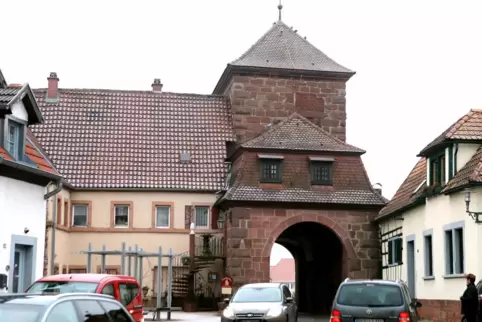 Auch das Obere Tor in Billigheim soll versichert werden.
