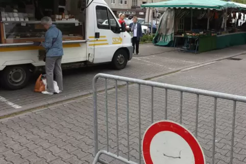 Markt ist in Wörth dienstags und samstags und in Maximiliansau freitags. 