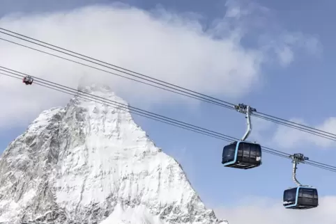 Längst gibt es eine gemeinsame Liftkarte für die Skigebiete Zermatt und Cervinia.