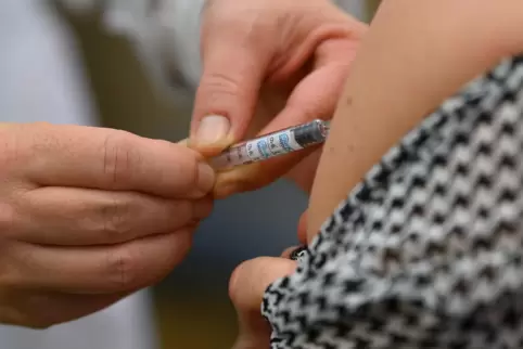 Drittimpfungen: Die Leistungsfähigkeit der niedergelassenen Ärzte sei gegeben, sagt die Ludwigshafener Gesundheitsorganisation G