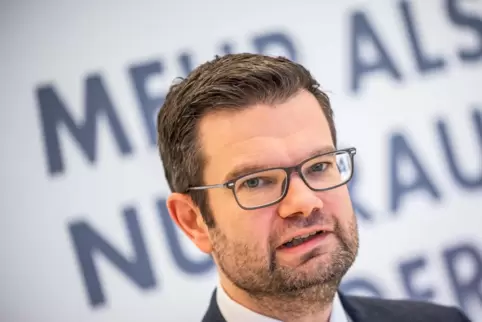 Marco Buschmann (FDP) kündigte eine 3G-Regelung am Arbeitsplatz an. 