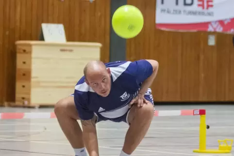 Alles im Blick hatte der TSV Ludwigshafen, hier mit Christian Ziegler, am Wochenende in der Prellball-Bundesliga. 