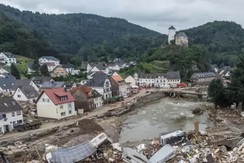 Auch das stark zerstörte Altenahr wurde schon mit Vitaminlieferungen aus der Südpfalz bedacht.