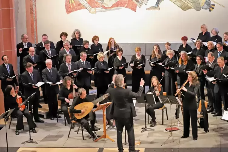 Die Stiftskantorei, hier beim Karfreitagskonzert 2018, meldet sich am 21. November mit einem Oratorienklassiker zurück in der Öf