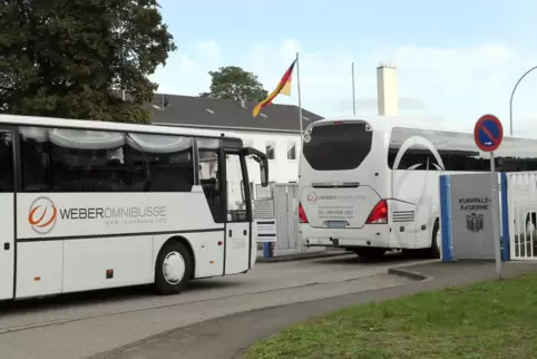 Seit Jahren immer wieder: Flüchtlinge werden auf das Gelände der AfA gebracht. Seit Jahren immer wieder: Flüchtlinge werden auf das Gelände der AfA gebracht.